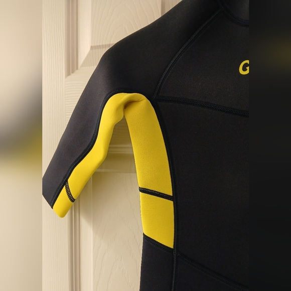 GoldFin Kids Long Sleeve Full Body Wetsuit Size 8 - Picture 3 of 8